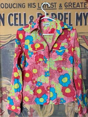 Lady Dutch Vibrant Pink Floral Button-Up Shirt